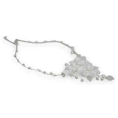 Collier blanc de mariée avec fleurs en tissu et perles pour cérémonie de mariage Collier blanc de mariée avec fleurs en tissu et perles pour cérémonie de mariage