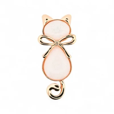 Pink Cat Magnetic Brooch with Gold Bow - Kawaii Feline Jewelry with Natural Stone