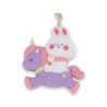 Porte-clés mignon avec lapin blanc assis sur une licorne violette et rose, style kawaii