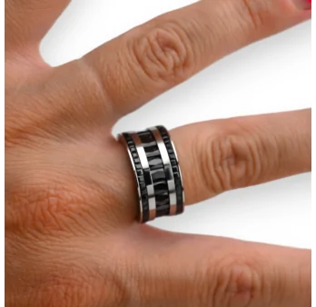 Trendy silver ring with black stone
