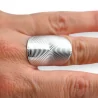 Silver oval illusion steel ring