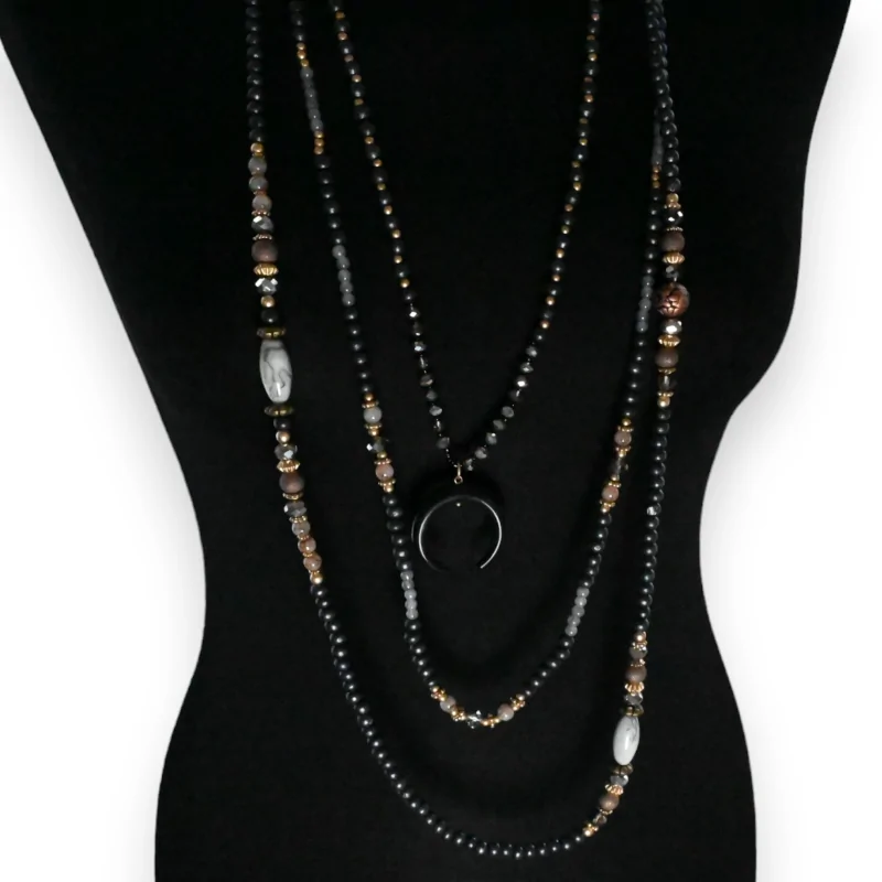 Fantasie-Halskette mit grauen Schattierungen, 3 Reihen Perlen