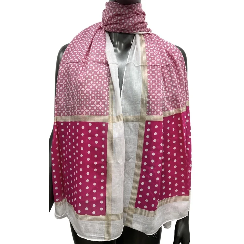 Ethnic scarf, raspberry color