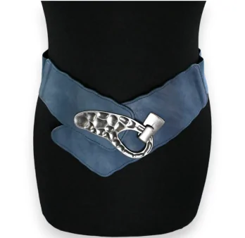 Cinturón de mujer elástico azul jeans con hebilla martillada