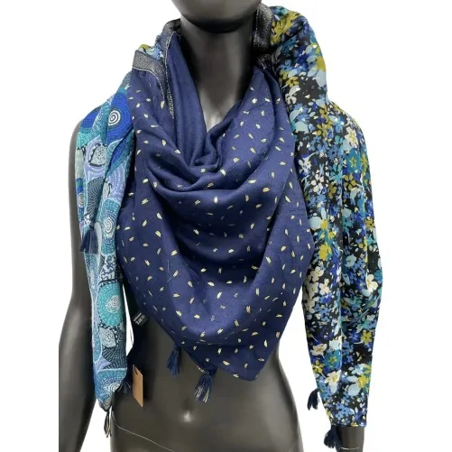 Four-sided scarf, blue shade