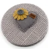 Petit miroir de poche cœur fleur 3D gris