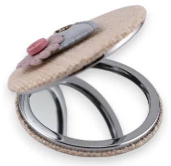 Small beige pocket mirror with 3D pink flower heart