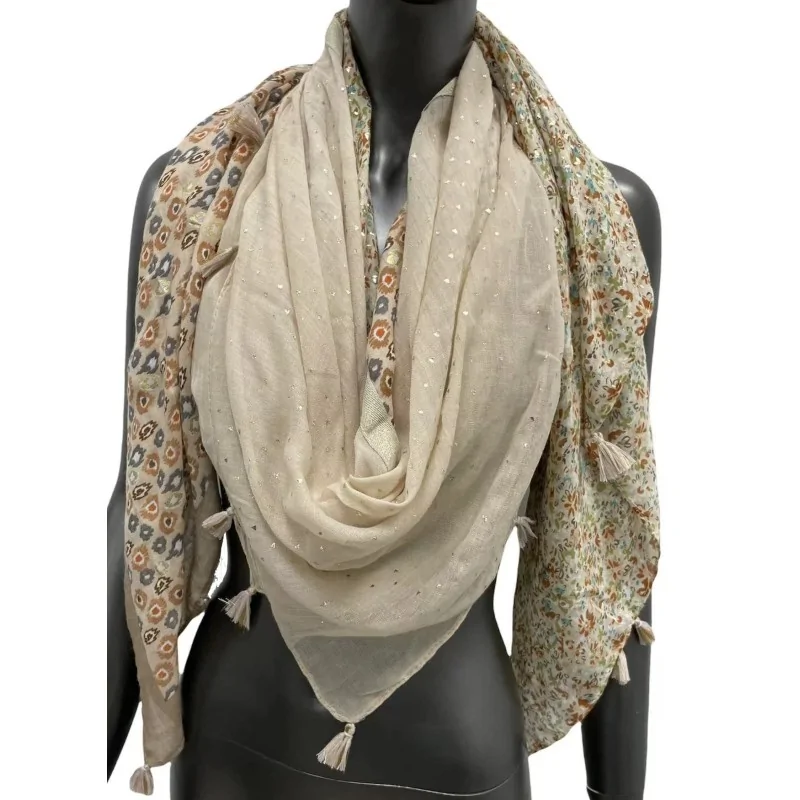 Patchwork square scarf with 4 sides in shades of beige