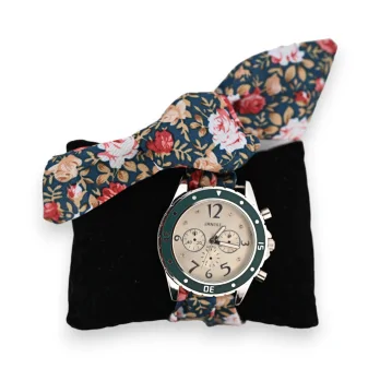 Armbanduhr mit Stoffarmband in Flaschengrün mit Blumenmuster