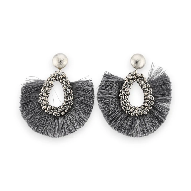 Boucles d'oreilles fantaisies franges et perles grises