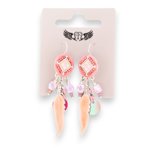 Sleeper earrings in shades of pink feather