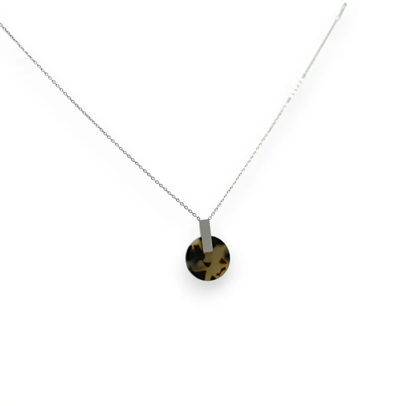 Collier acier argenté médaillon rond effet écaillé noir et beige