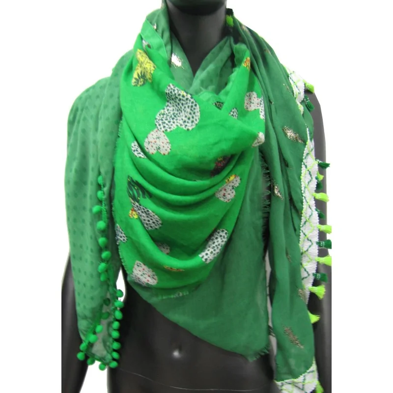 4-sided patchwork scarf, Brazilian green with heart and feather