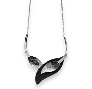 Silver fancy necklace with grey and black leaves