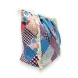 Bolsa de nylon con estampado patchwork en rosa y azul