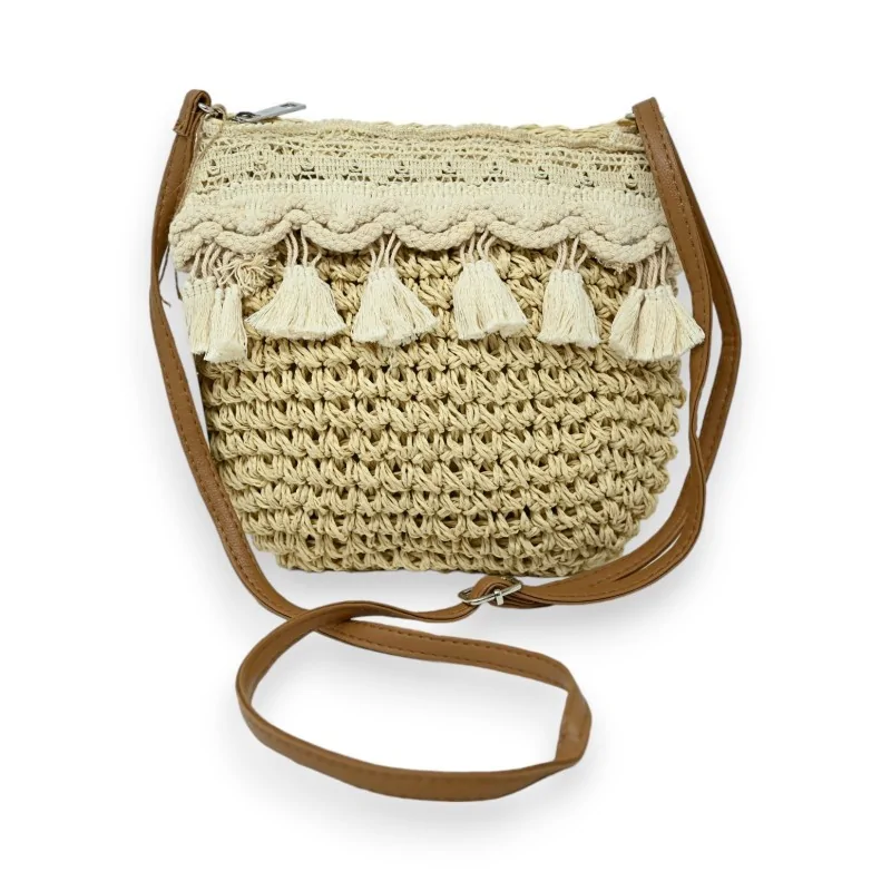 Bohemian style beige straw shoulder bag with macramé tassels