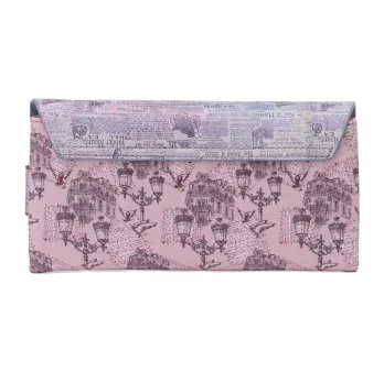 Discover Paris with the Sweet Candy Wallet!