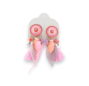 Clip-on earrings in pink and orange metal with feathers from Ikita