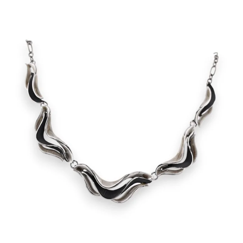 Dark Silver Wave Necklace from Ikita