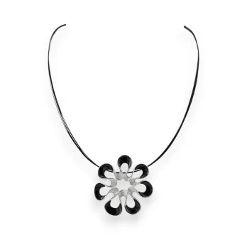 Collana con ciondolo floreale argento e nero Ikita