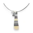 Collana con pendente geometrico grigio beige Ikita