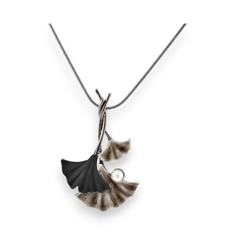 Ikita Fancy Necklace Ginkgo Leaf