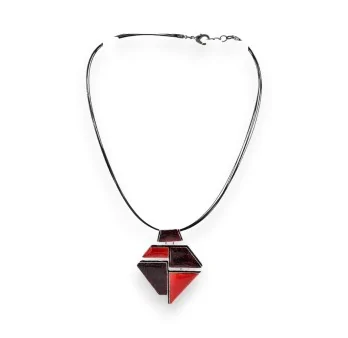 Collana geometrica in tonalità rosse di Ikita