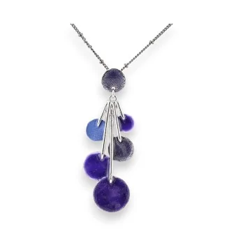 Collana argentata con grappolo viola di Ikita