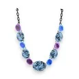 Collana Fantasia Disegno blu viola di Ikita