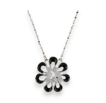 Collier Fleur Argenté et noire de chez Ikita