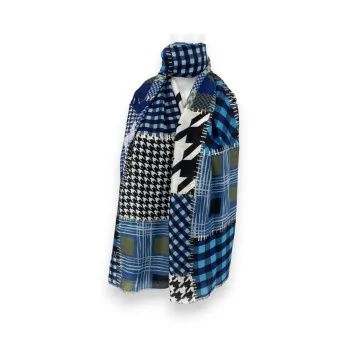 Patchwork scarf in shades of blue