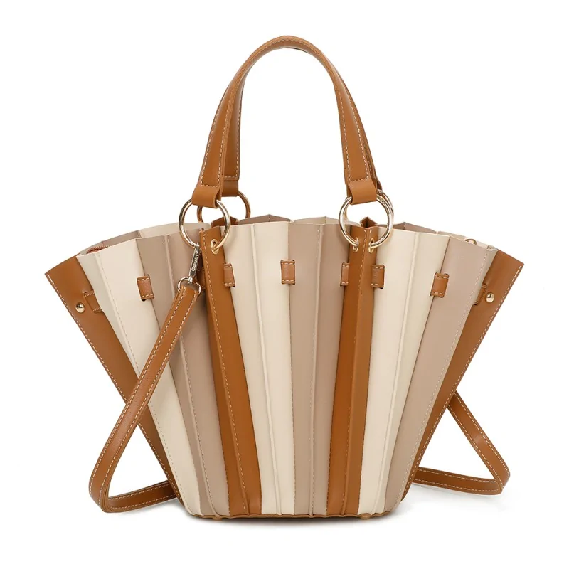 Bolso de mano plisado bicolor camel y beige