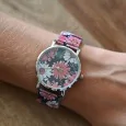 Montre Ernest motif grosse marguerite corail