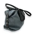 Bolso de mano de terciopelo gris de Mandoline