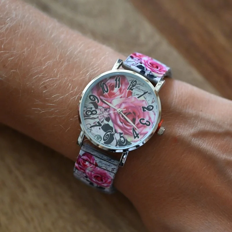 Montre Ernest motif romantique les roses