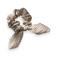 Fancy polka dot scrunchie in Beige and White