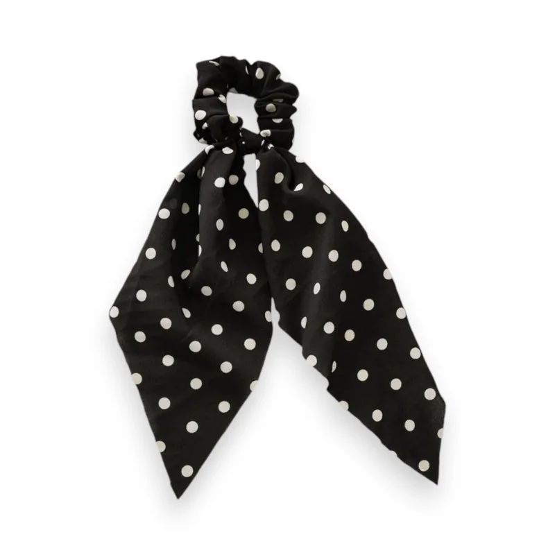 Scrunchie con foulard a pois bianco e nero