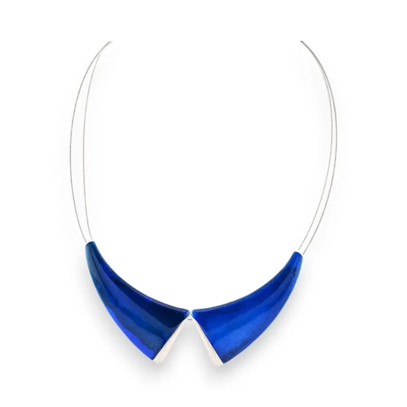 Collier col claudine bleu royal de chez Ikita