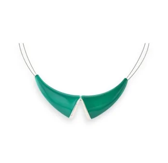 Green peter pan collar necklace by Ikita