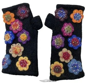 Embroidered wool mittens from Nepal