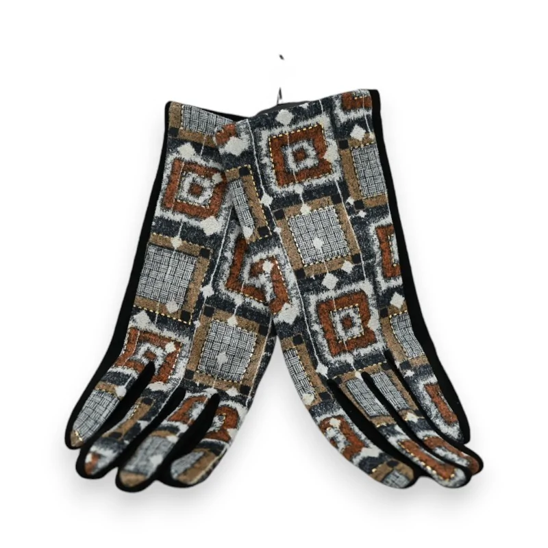 Suede-like velvet gloves with black geometric patterns