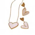 Heart-shaped pearlescent jewelry set in gold-plated stainless steel