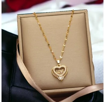 Gold-plated steel Love heart pendant necklace