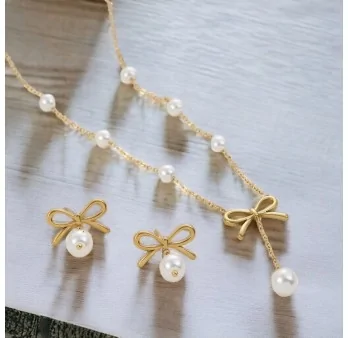 Gold-plated steel jewelry set: Necklace and Earrings with Knot and Pearls