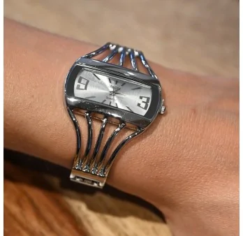 Armbanduhr Ernest in Silber, Rechteckiges graues Perlmuttzifferblatt