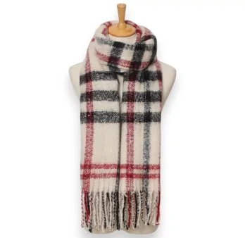 Trendy plaid scarf