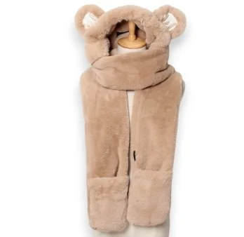 Bear snuggly beige scarf-hat