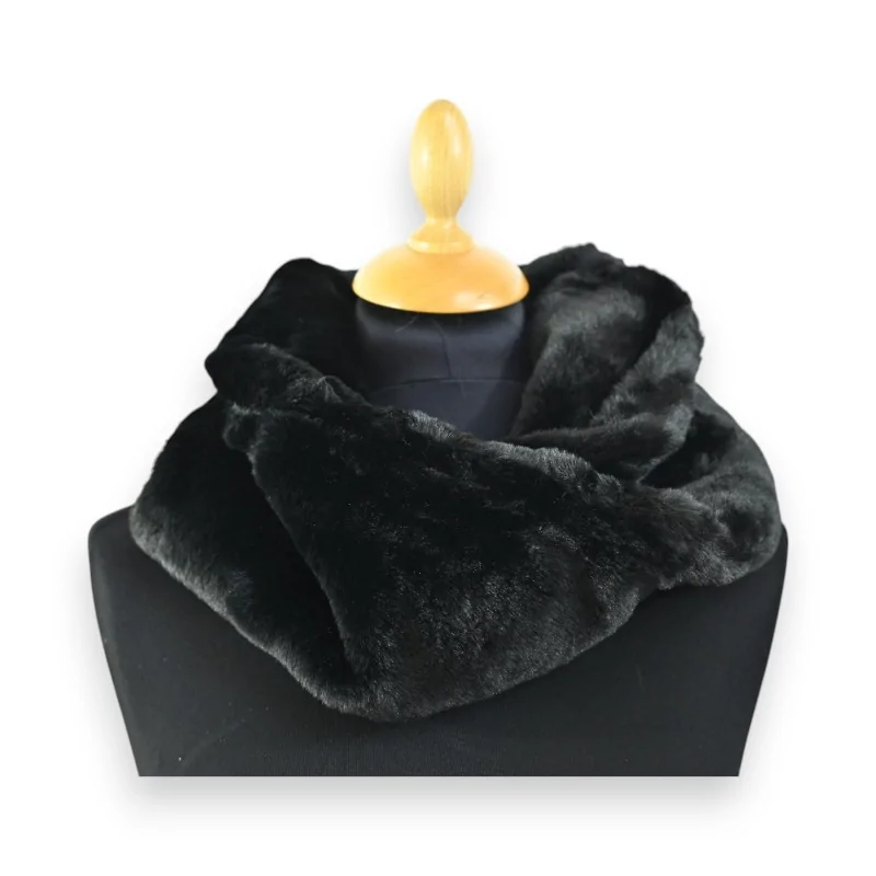 Snood Noir Ultra Doux