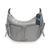 Sac bandoulière argenté en cuir avec multi-poches et étiquette Melanie Paris