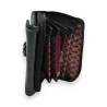 Portefeuille compact noir brillant ouvert, intérieur motif géométrique rouge, multip...